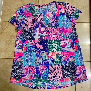 Lilly Pulitzer T-shirt.